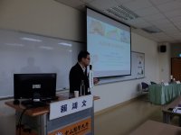 點選照片右側觀看下一張