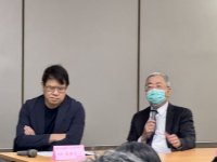 點選照片右側觀看下一張