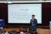 點選照片右側觀看下一張