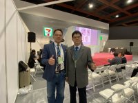 點選照片右側觀看下一張