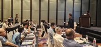 點選照片右側觀看下一張